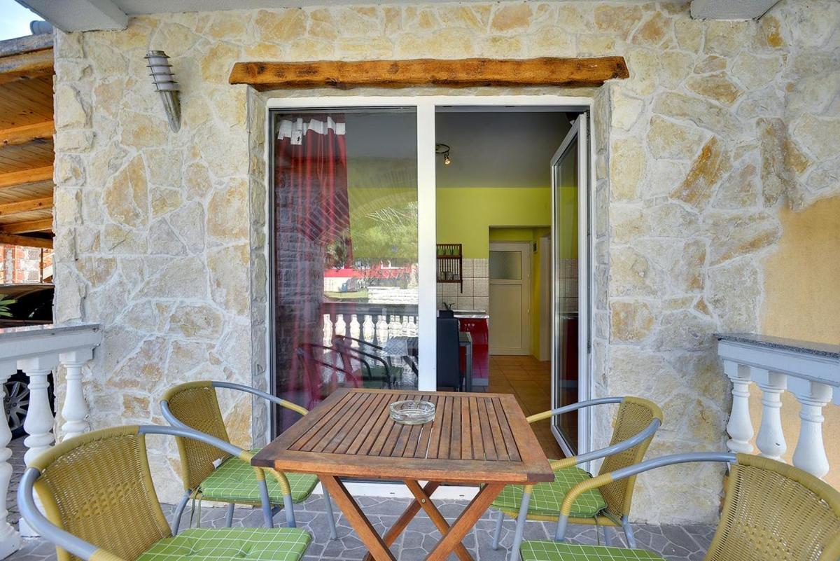 Apartments Puntica Ližnjan 外观 照片
