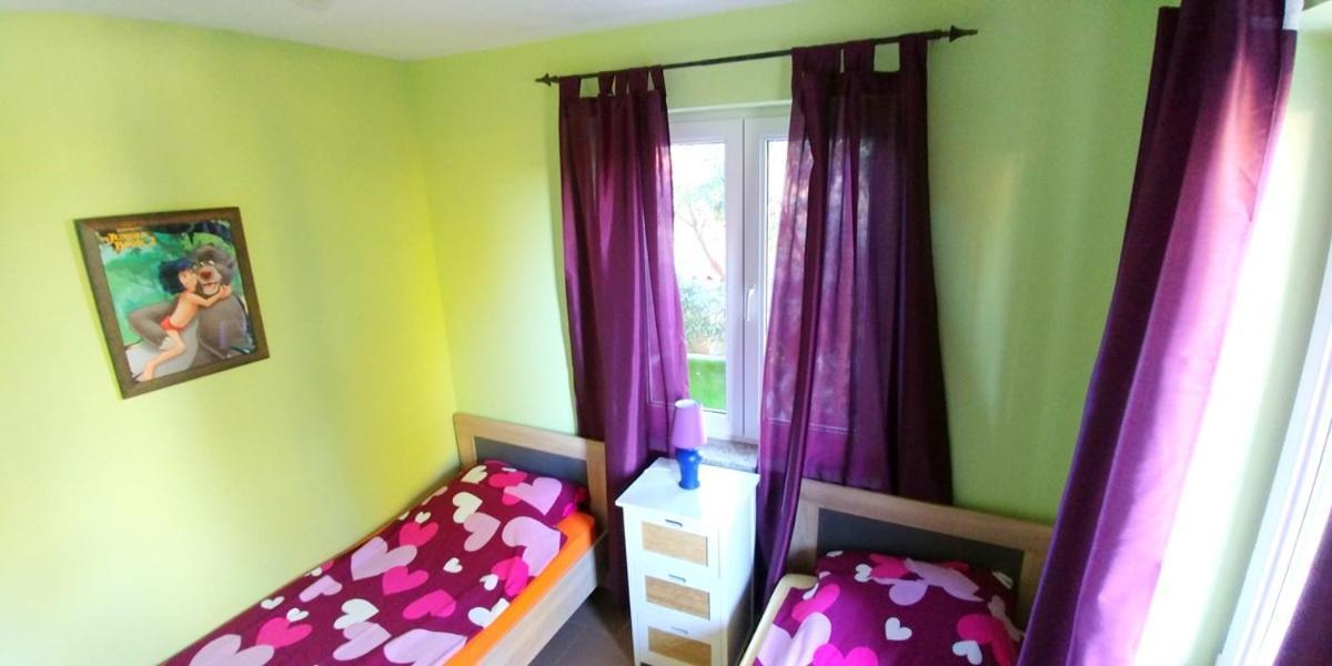 Apartments Puntica Ližnjan 外观 照片