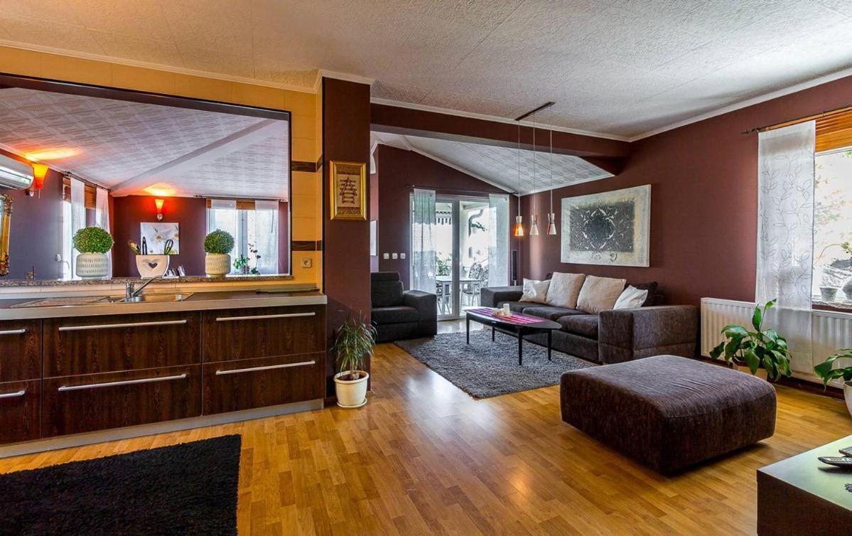 Apartments Puntica Ližnjan 外观 照片