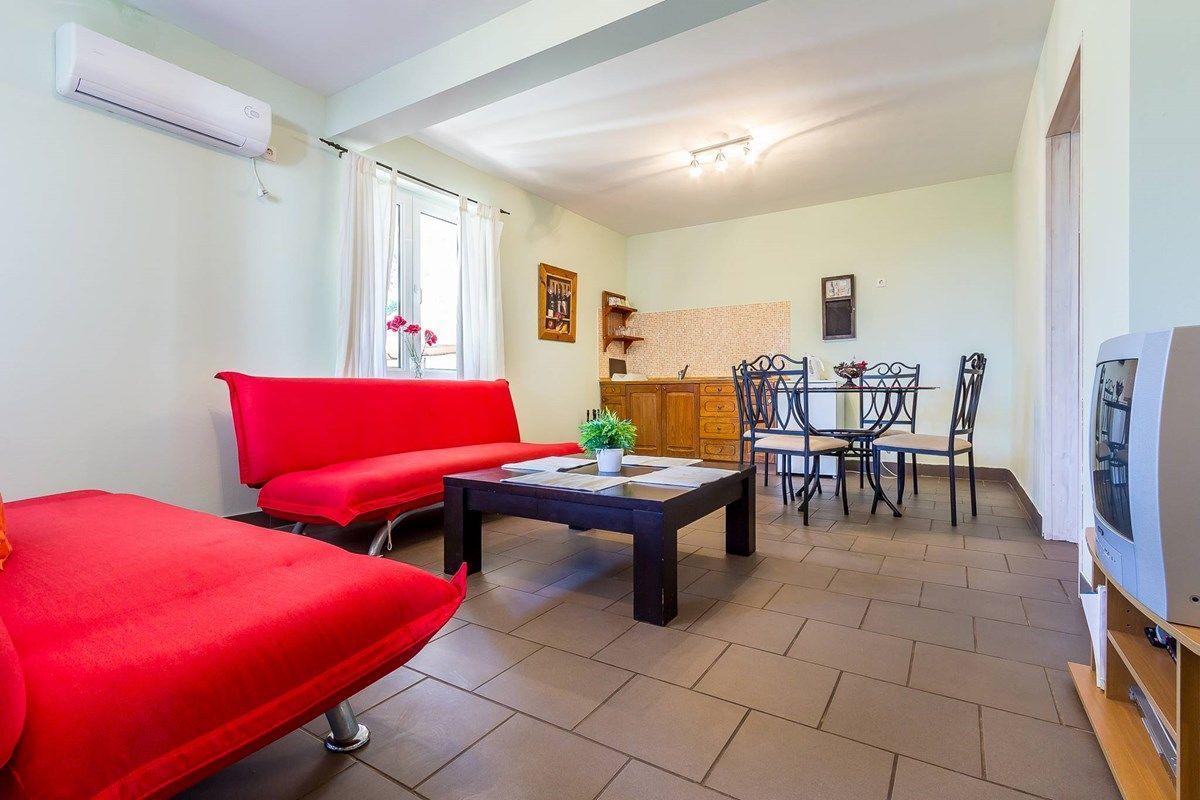 Apartments Puntica Ližnjan 外观 照片